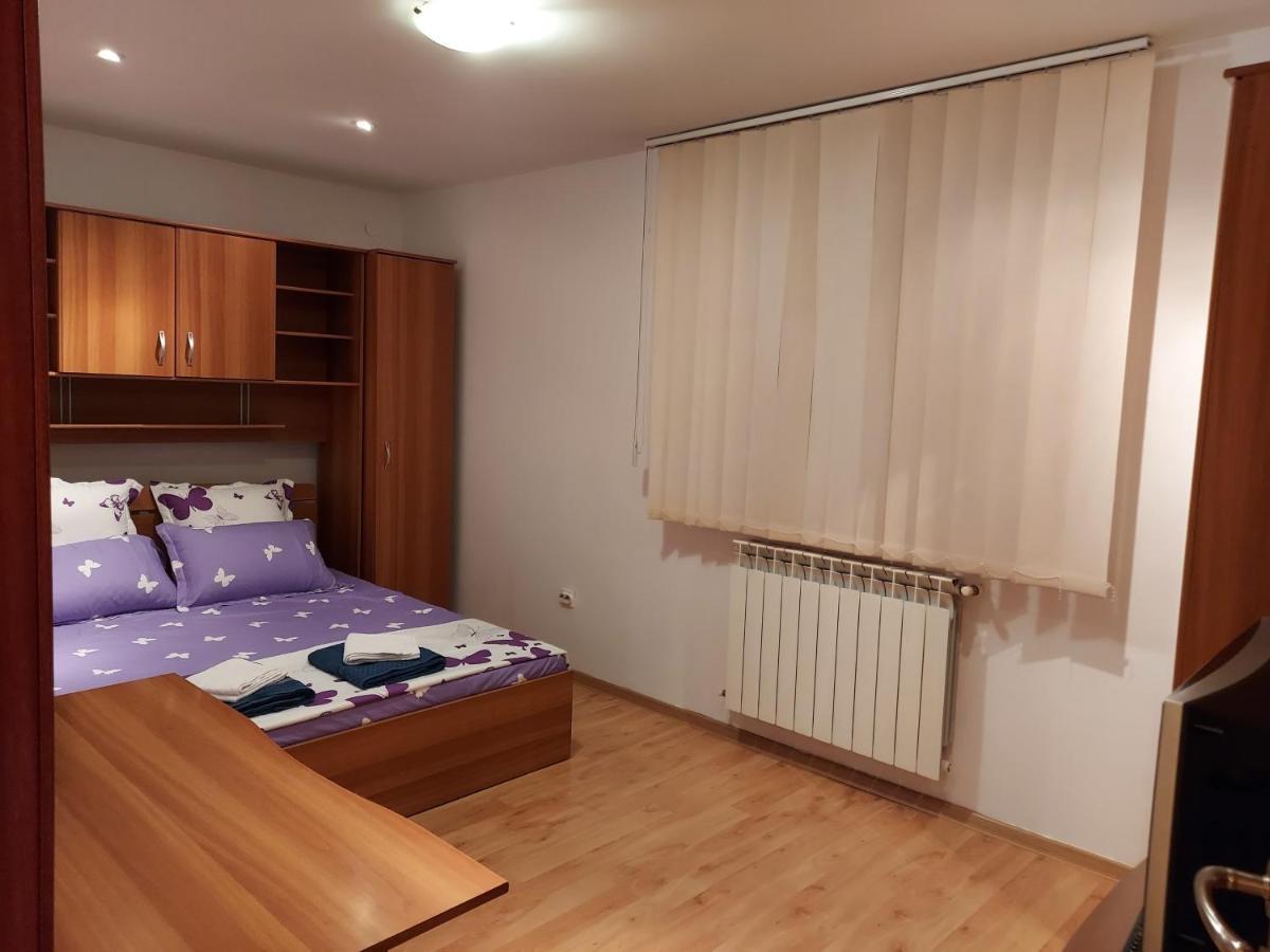 Ferienwohnung Bya Iasi Exterior foto