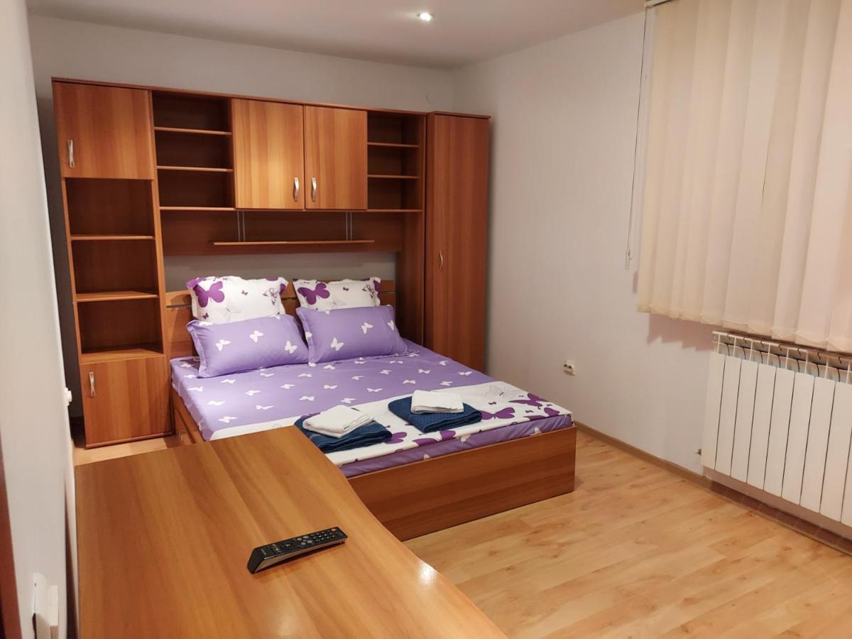 Ferienwohnung Bya Iasi Exterior foto